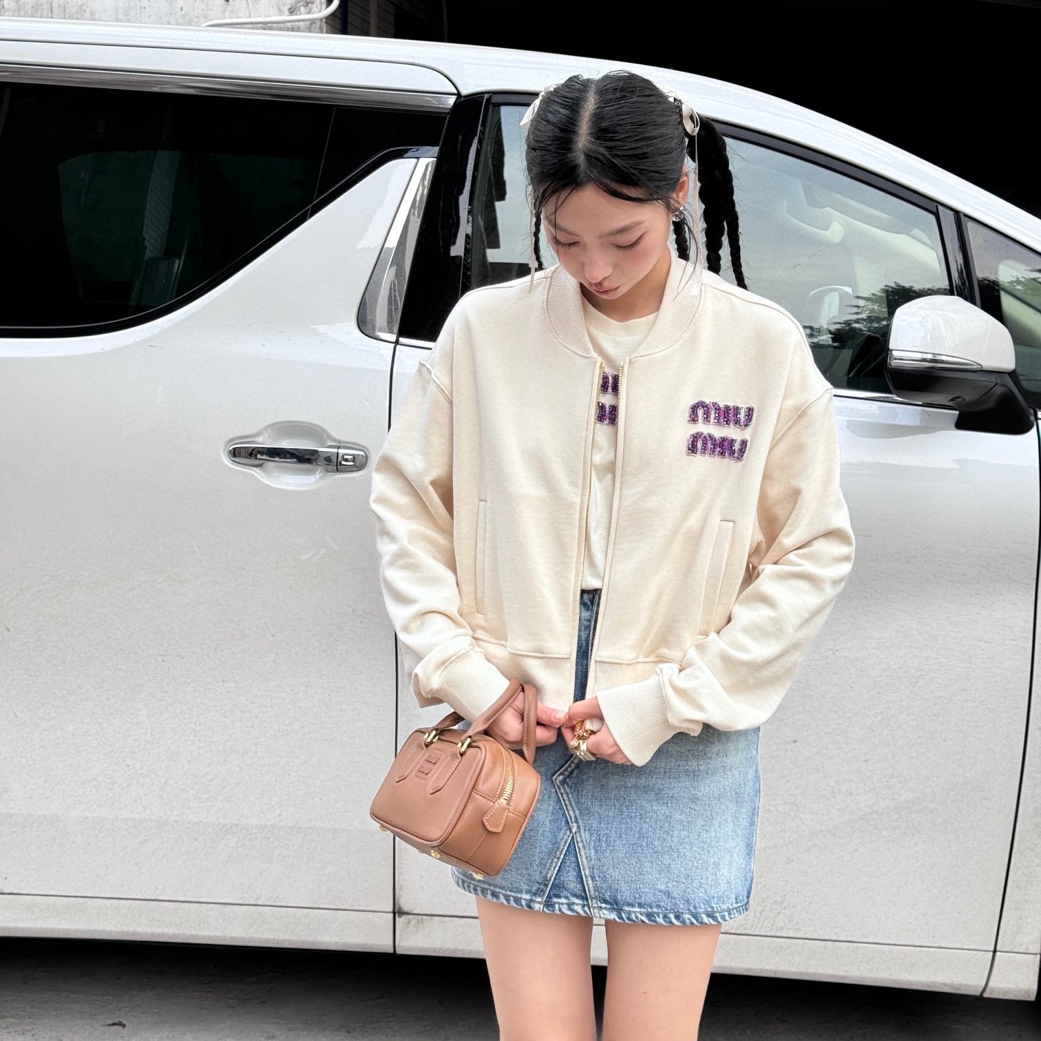 미우미우 큐빅 핸드메이드 집업 자켓