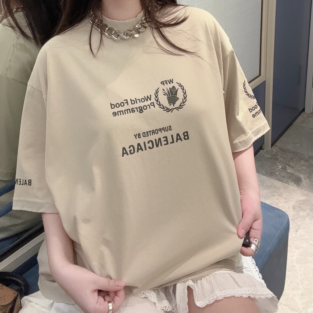 발렌시아가 WTF 프린팅 티셔츠