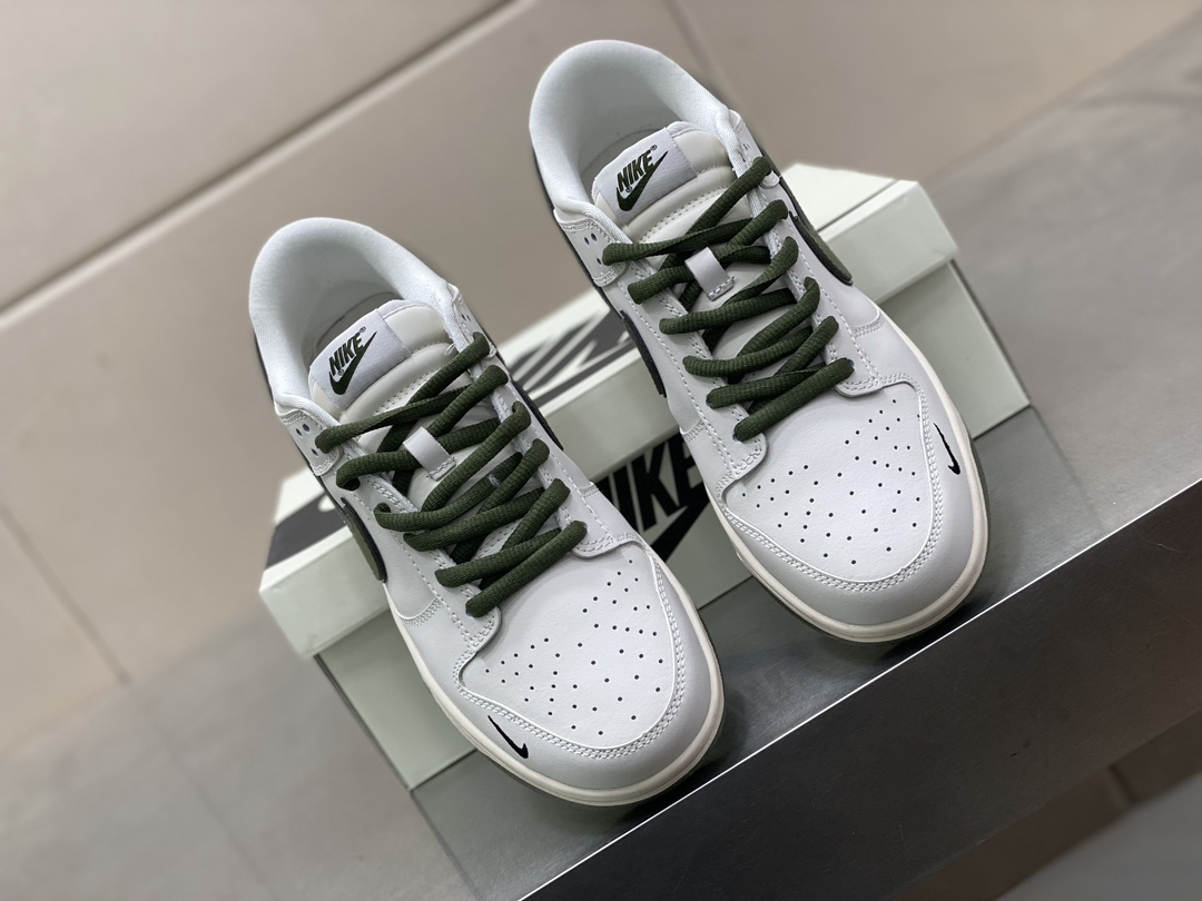 Nike By You SB Dunk Low Retro SP