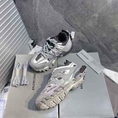 발렌시아가 Track-s 3.0