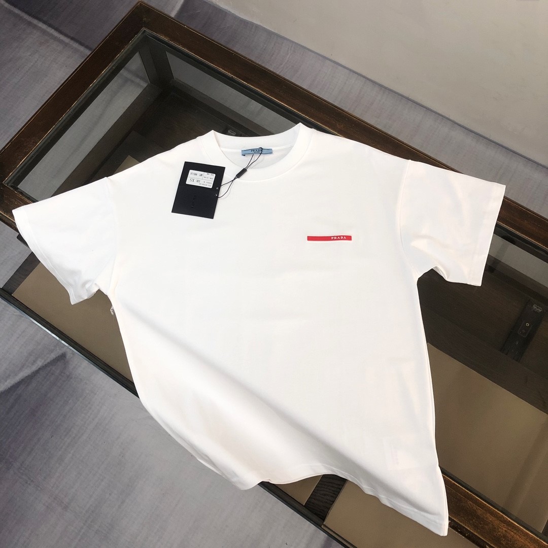 PRADA 프라다 반팔티