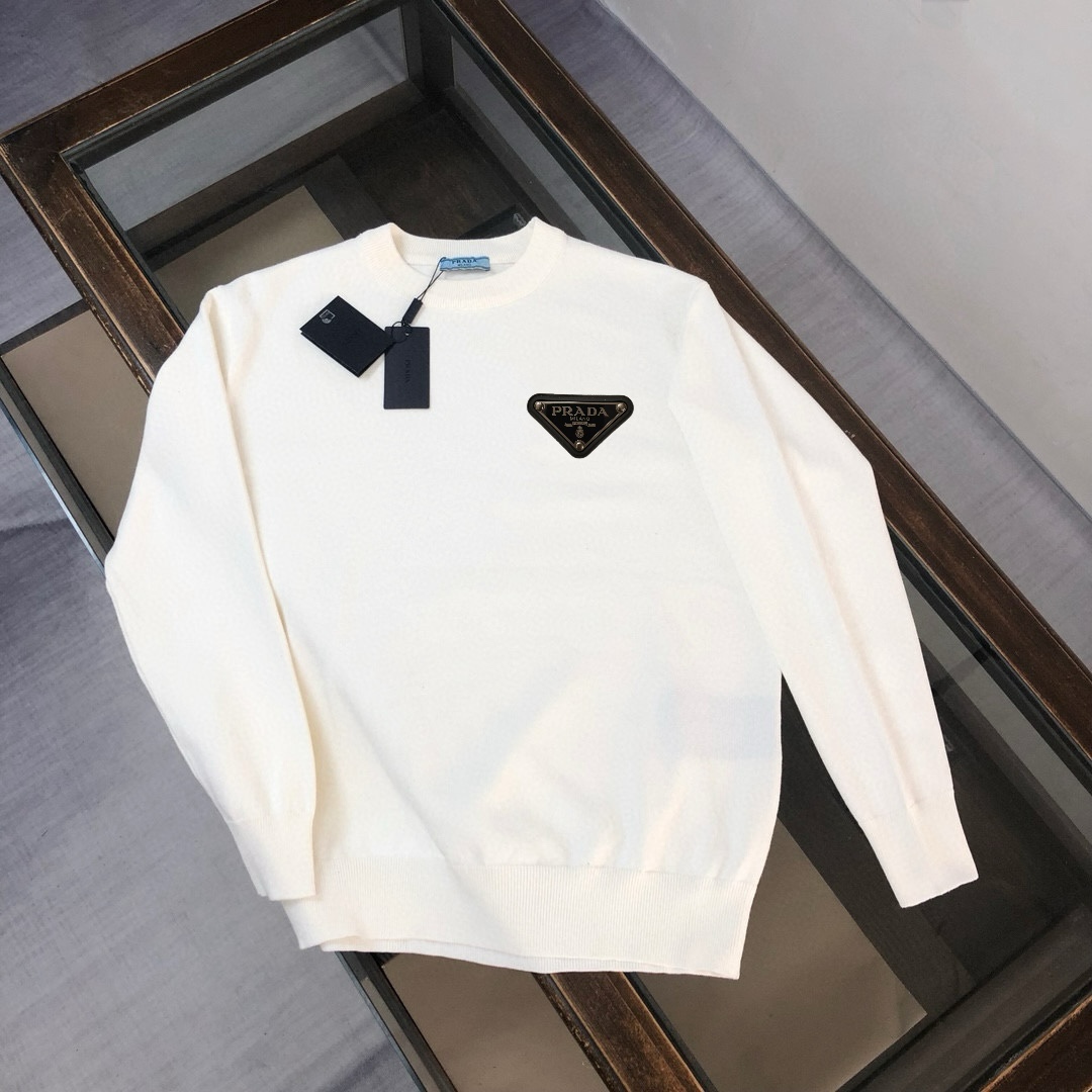PRADA 프라다 크루넥