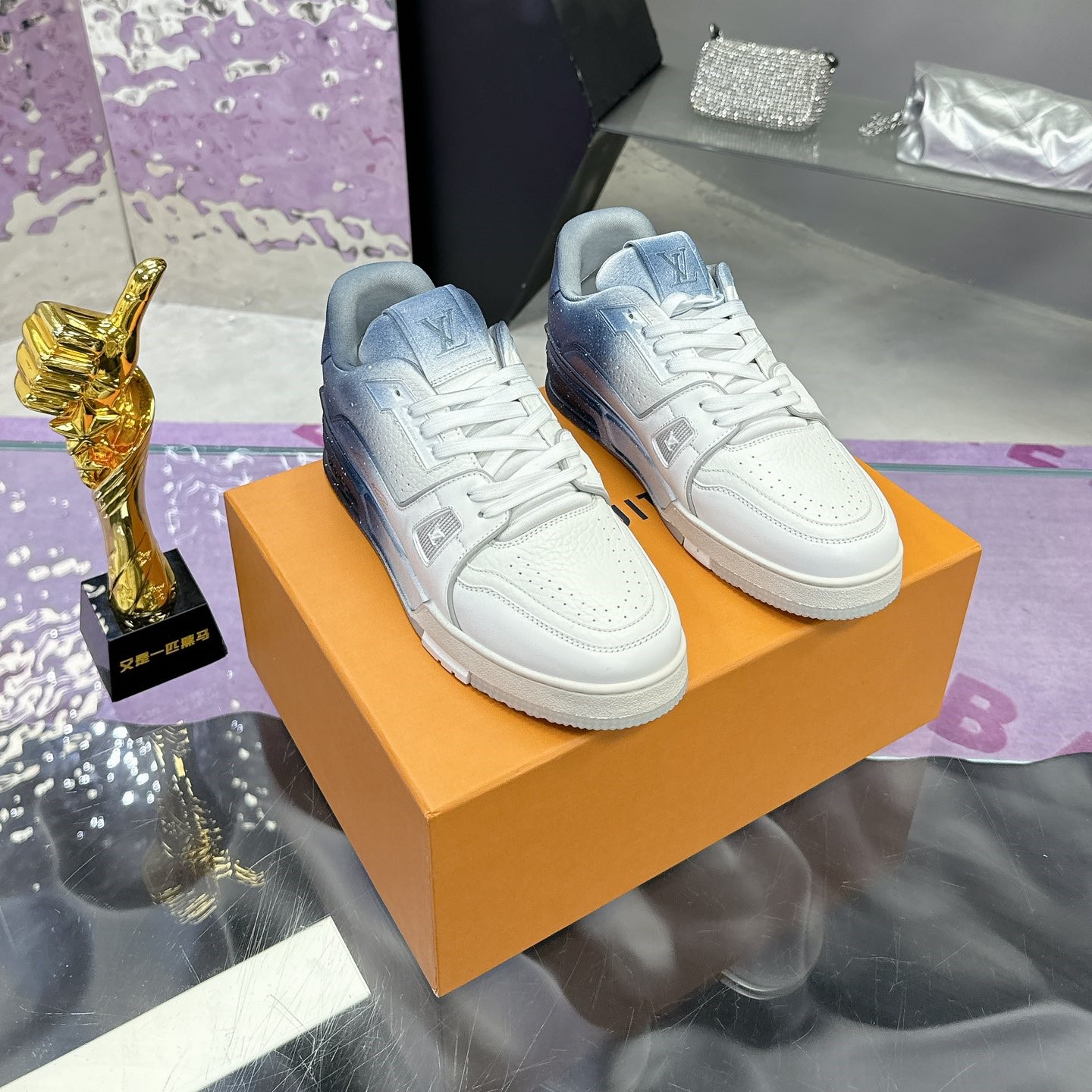 LV 루이비통 TRAINER MAXI 스니커즈