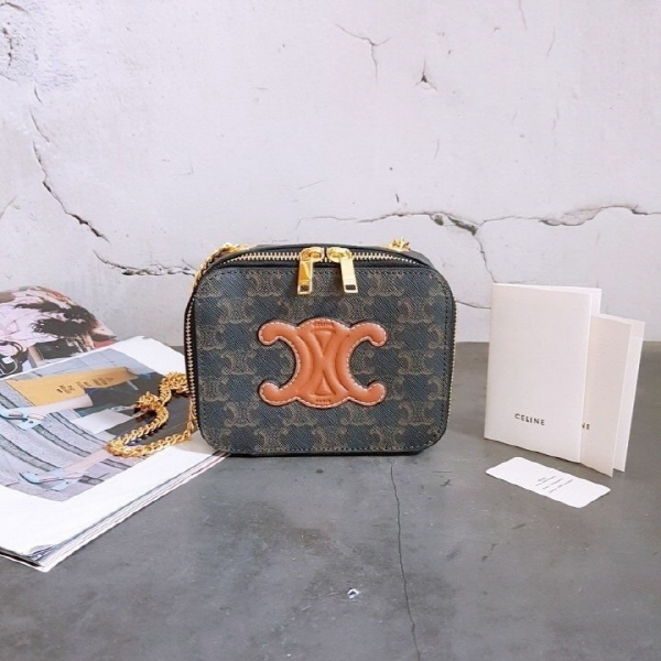 셀** 퀴르 체인박스 캔버스 탄 10L052EGP 04LU