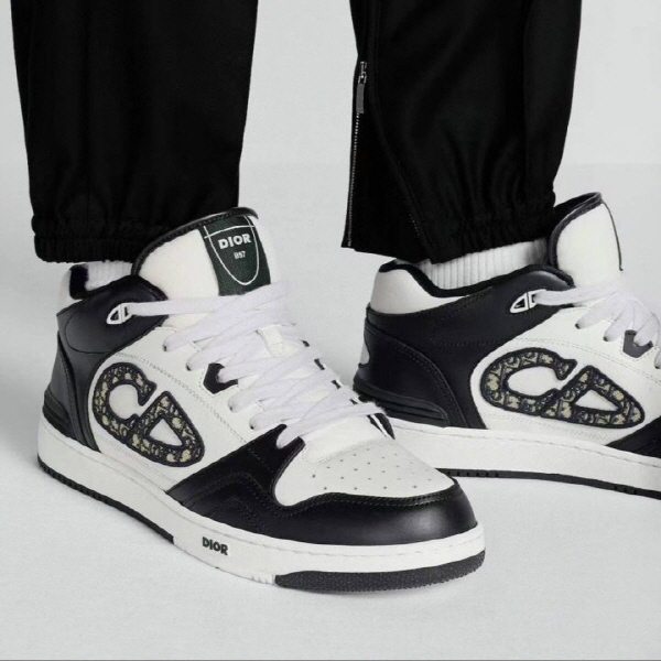 디* 24SS 미드탑 스니커즈블랙&화이트 스무스 (공용)